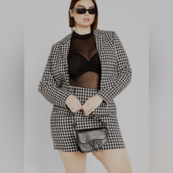 City chic Skylar skirt size 20 or L like new - Picture 4 of 4